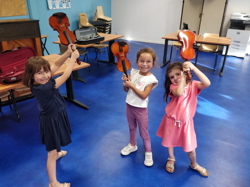PADI-violon-2023-1024x768 Nos ateliers enfants (4 à 6 ans)